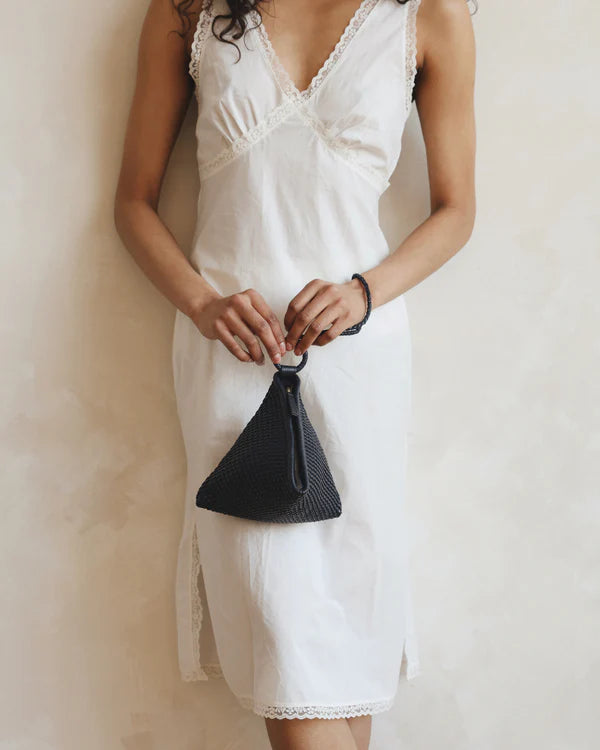 Hand-Woven Triangle Leather Bag – Wrist Strap Casual Daily Matching Bag