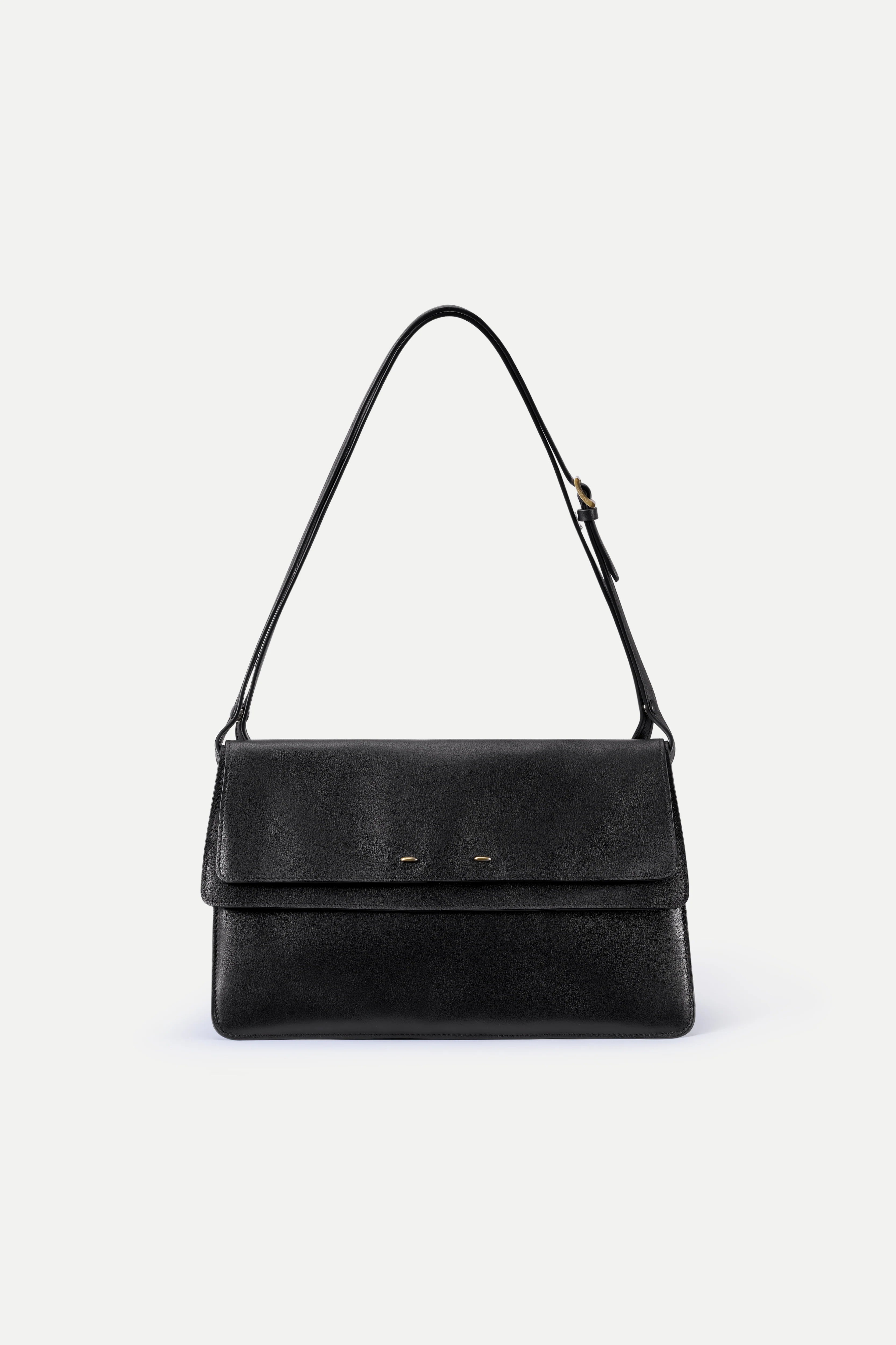 Smooth Leather Shoulder Bag – Adjustable Strap Daily Matching Bag